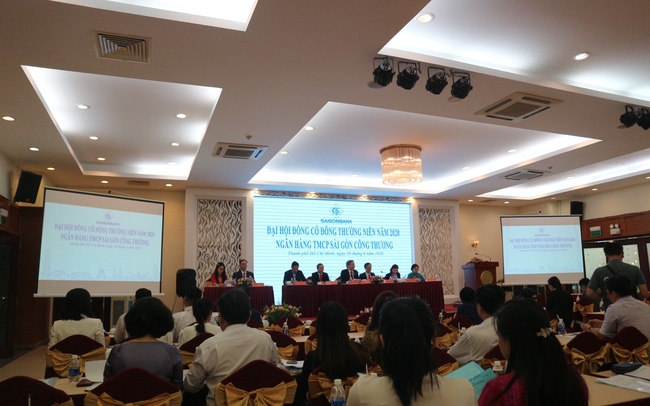 dhcd saigonbank chua chia co tuc dat muc tieu loi nhuan 130 ty dong