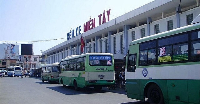 3040-ben-xe-mien-tay